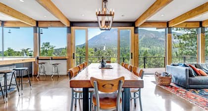 Cañon Retreat on todella upea talo, jota ympäröi luonto