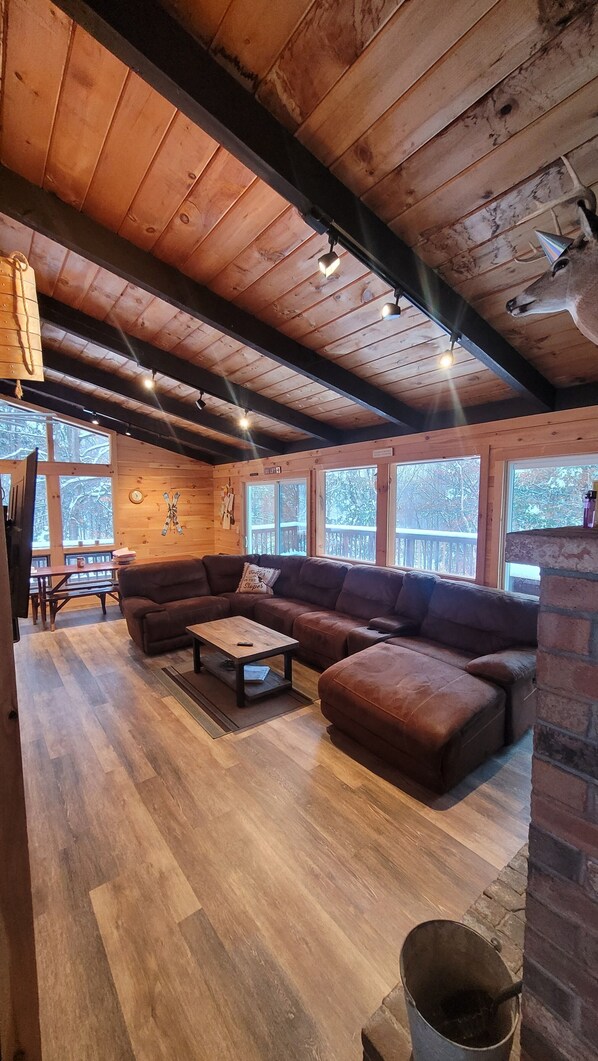 Smart TV, fireplace, video games, stereo