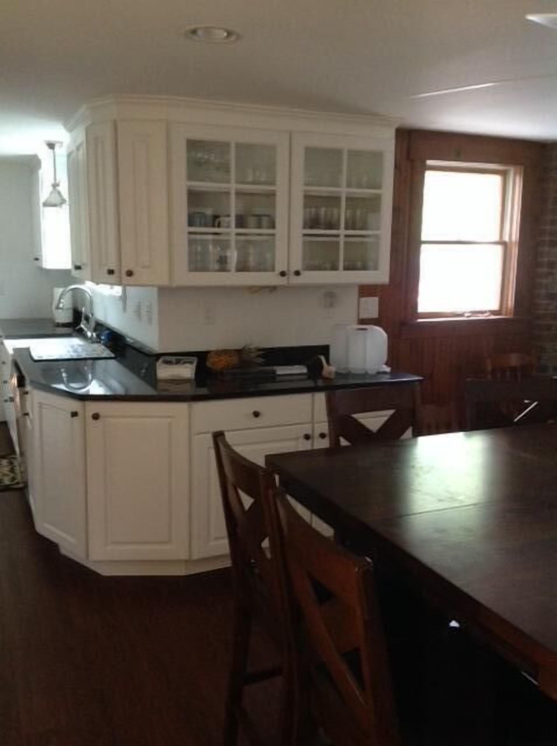 Lakefront Family Friendly Home with Beautiful Views of the Green Mountains