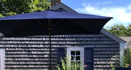 5 Bed / 2 Bath Cottage vuodepaikkoja 11. Kävele ravintoloissa ja muissa