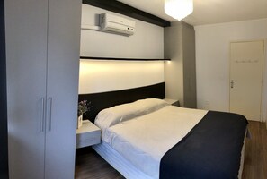 1 bedroom, iron/ironing board, WiFi, bed sheets - BEST LOCATION OF POA Bela Vista neighborhood in Praça da Encol ALL VERY CLOSE! (Porto Alegre)