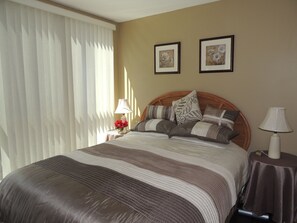 2 Schlafzimmer, Schreibtisch, Bügeleisen/Bügelbrett, kostenloses WLAN