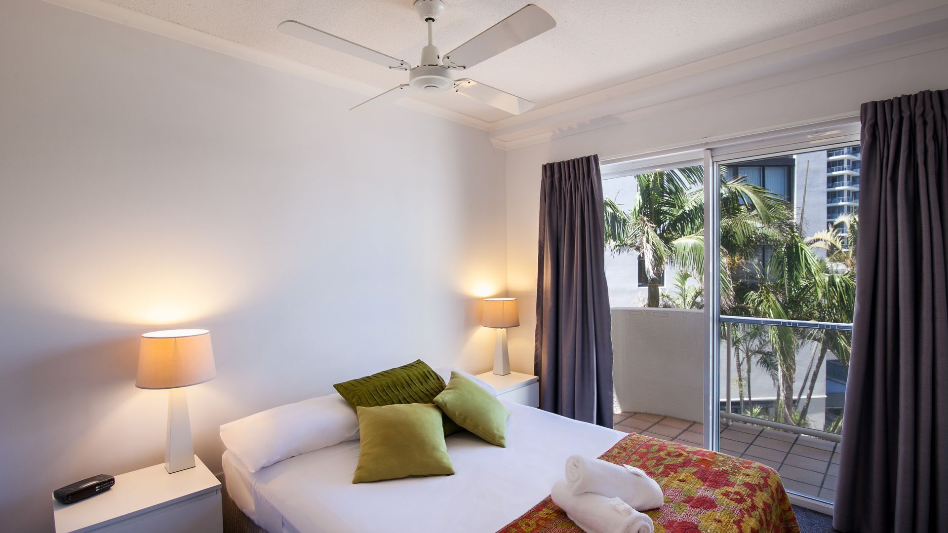 Burlington Holiday Apartments