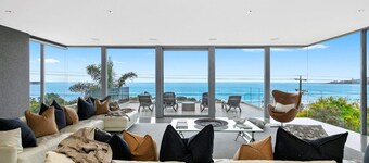 Azure - Absolute Beachfront Luxury, Wifi, Spa
