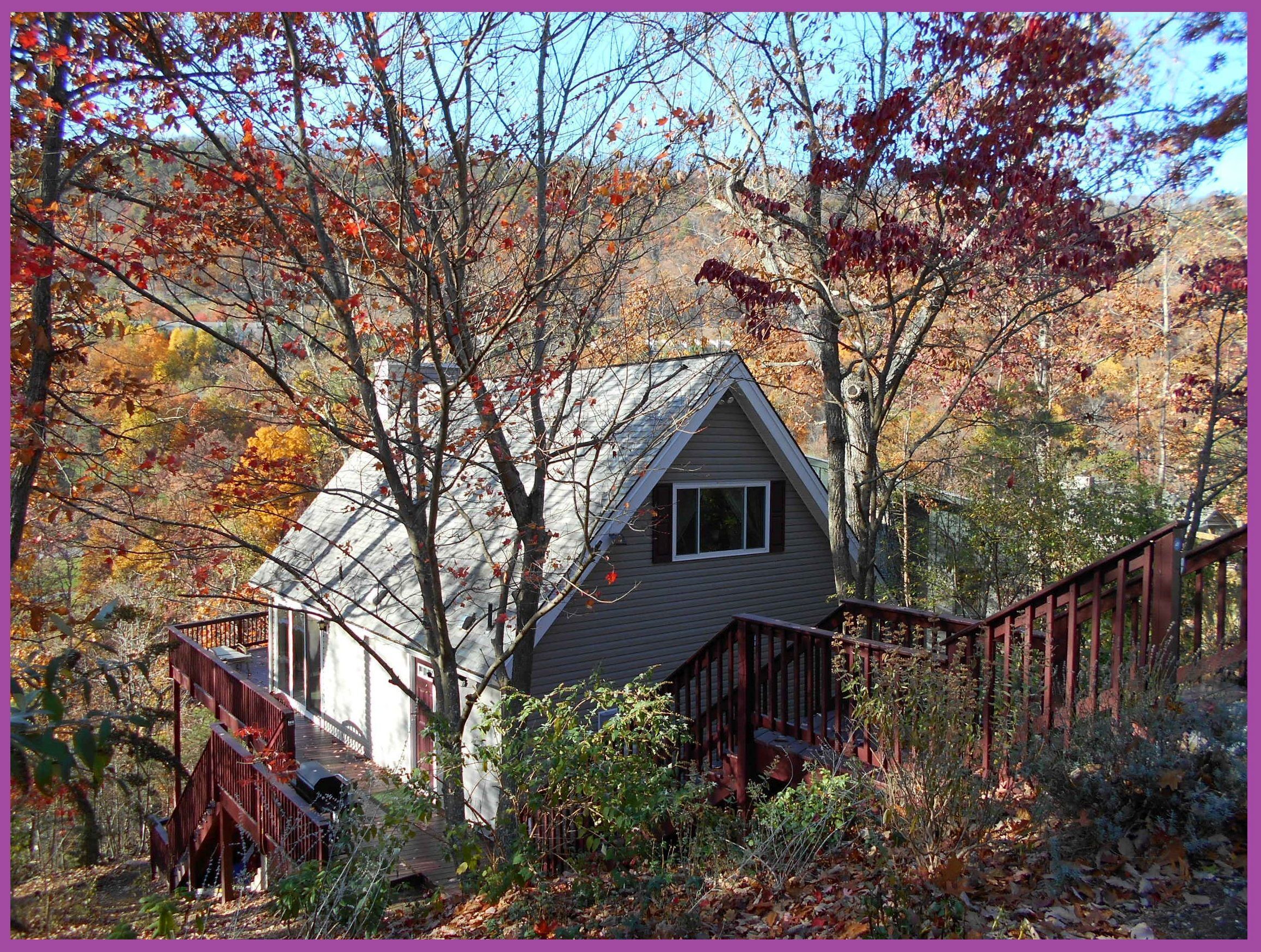 Stellar Views & Outfitted Decks; Games; Beautiful décor; Streaming TVs & Wi-Fi!