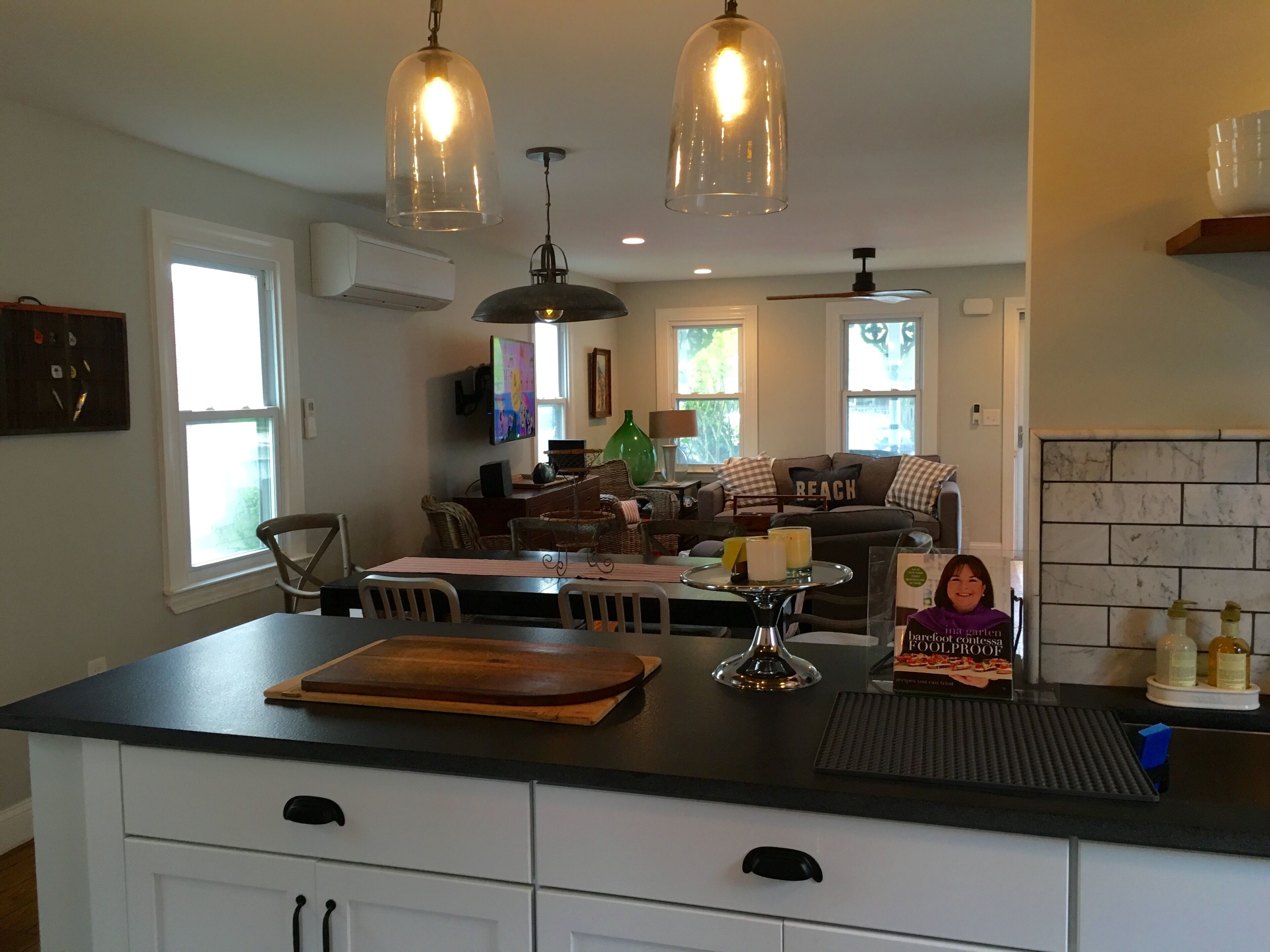 Cottage Beach Haven...12 houses from beach... SEPT/OCT OPEN