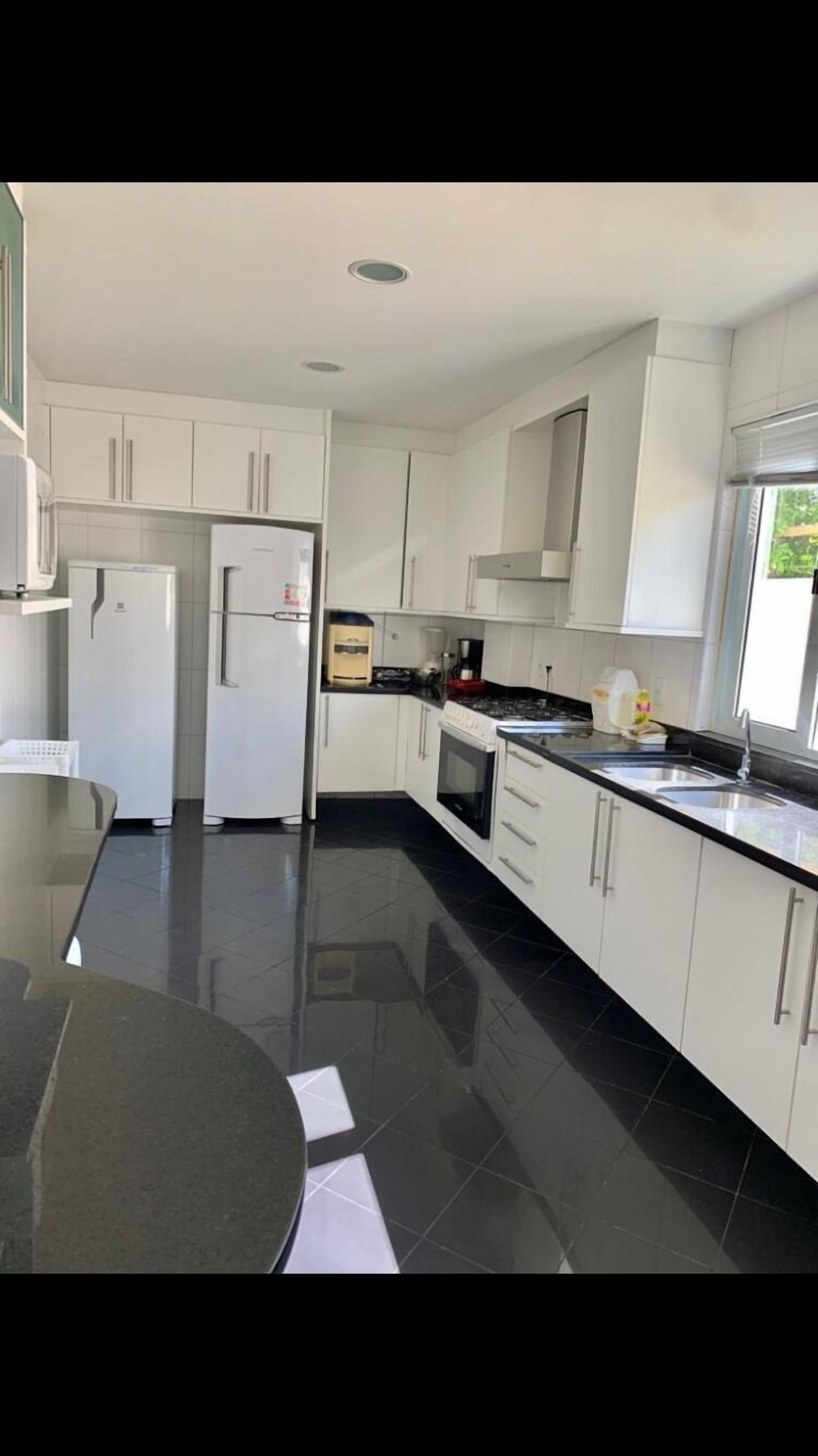 Comfort and Leisure in the Paradise Paradise Condo!