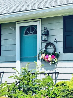 Exterior detail - Beautiful Waterfront Home (Misquamicut)