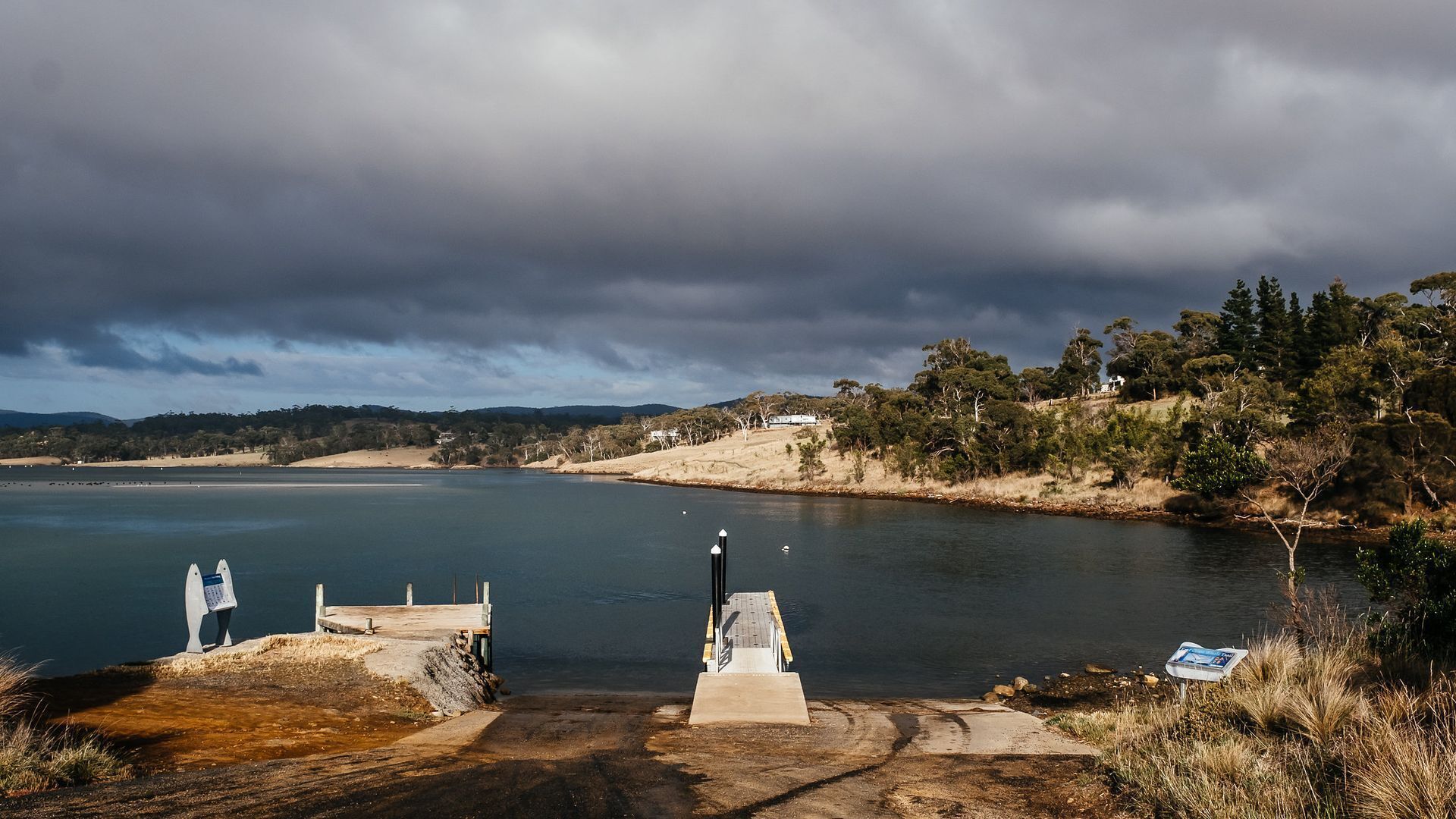 Saltworks Beach House - fun with family & friends — image 4