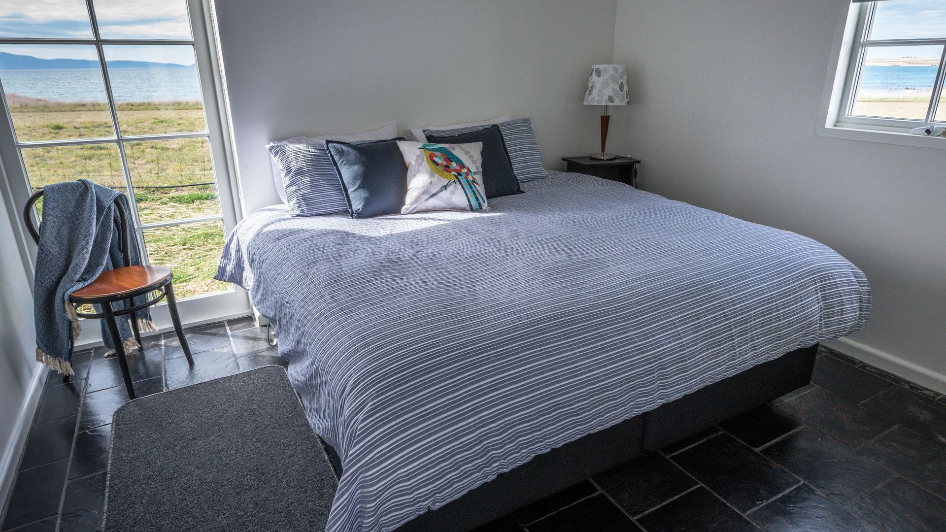 Saltworks Beach House - fun with family & friends — image 14