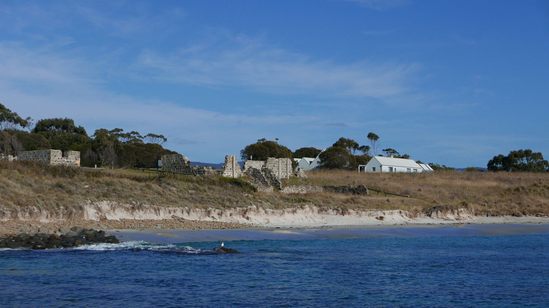 Saltworks Beach House - fun with family & friends — image 18