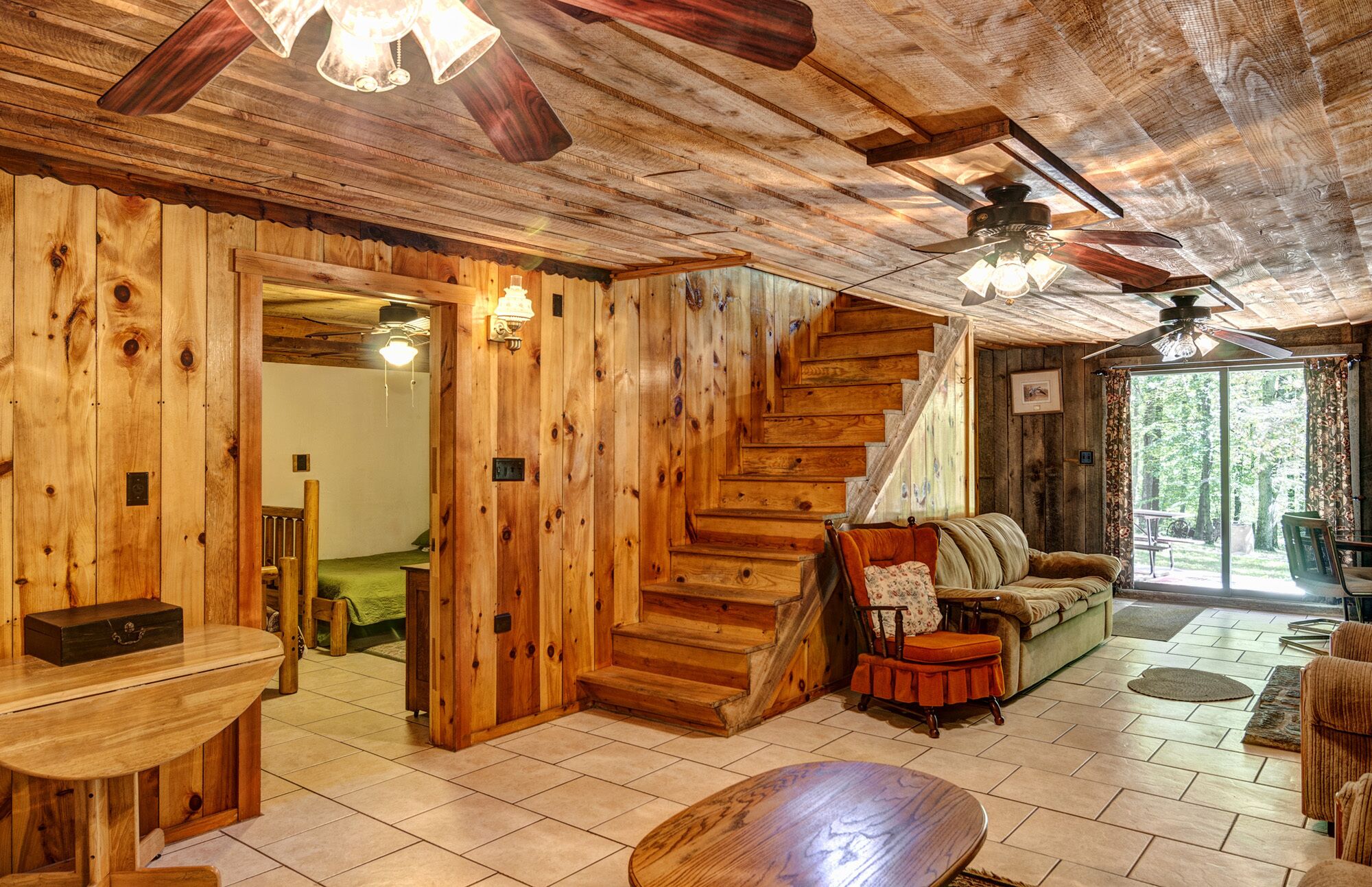 A Charming & Spacious Mountaintop Retreat with Spectacular View!