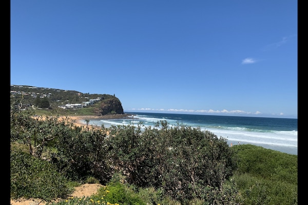 Una spiaggia nelle vicinanze