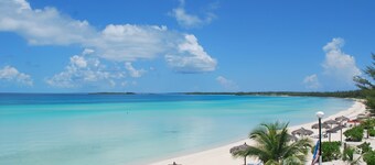 Boutique Resort sur Spectacular Beach disponible en location privée