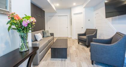 New Construction - Gorgeous 3 Level 3 Bed / 3 Bath Condo