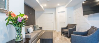 New Construction - Gorgeous 3 Level 3 Bed / 3 Bath Condo