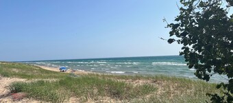 5br 1 Ba Cottage In The Heart Of St. Ignace