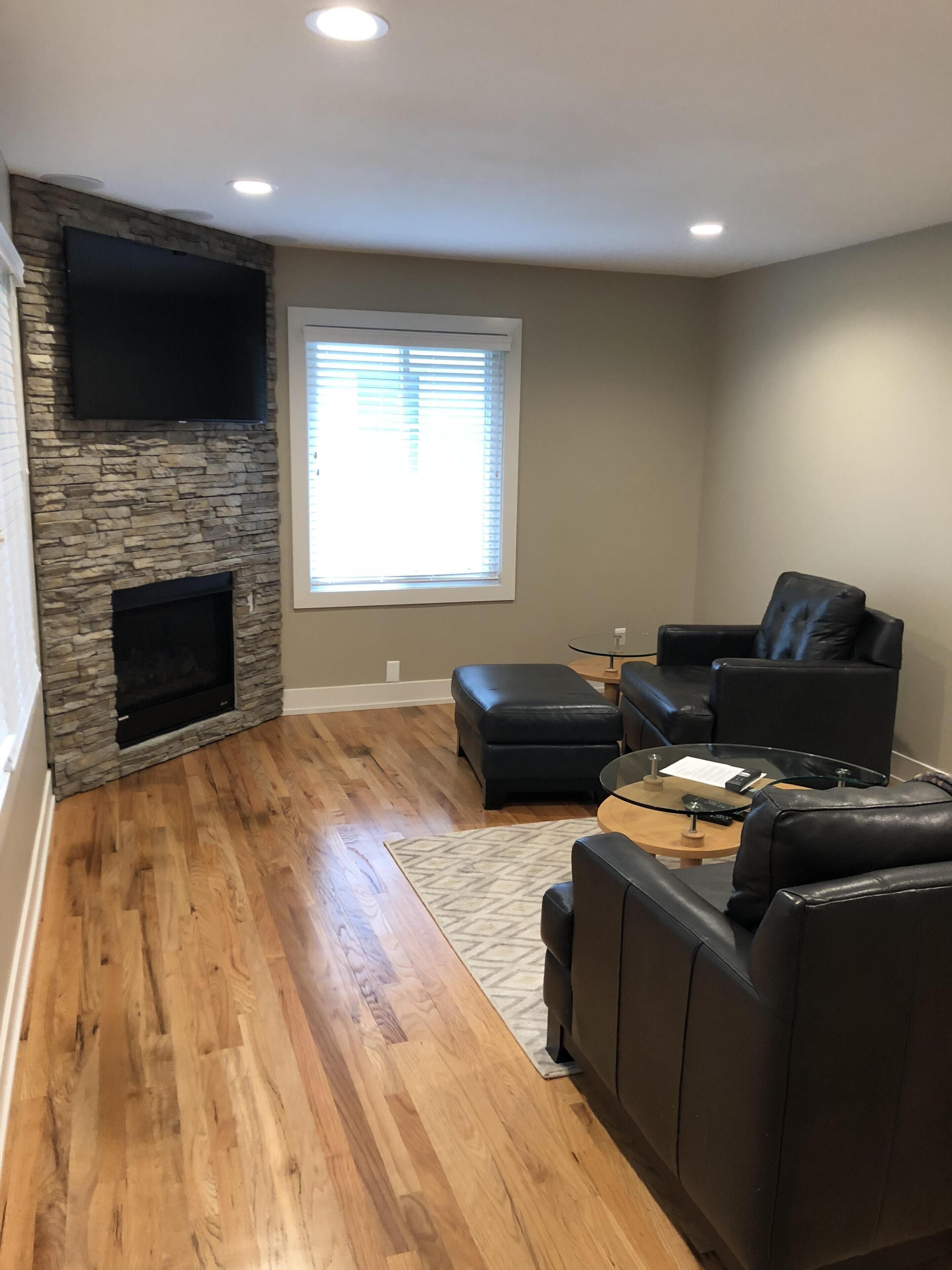 *OMAHA'S BEST MIDTOWN CHARMER- MINS TO DOWNTOWN, UNMC, CWS, ZOO, CHI CEN!