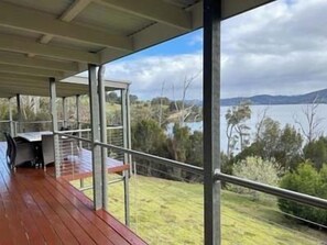 Terrace/patio - Esperance Landing, waterfront luxury (Brooks Bay)