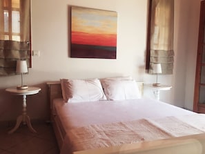 3 bedrooms, iron/ironing board, free WiFi, bed sheets - Luxury Private Villa With Large Pool And Amazing Views  (Corinth)