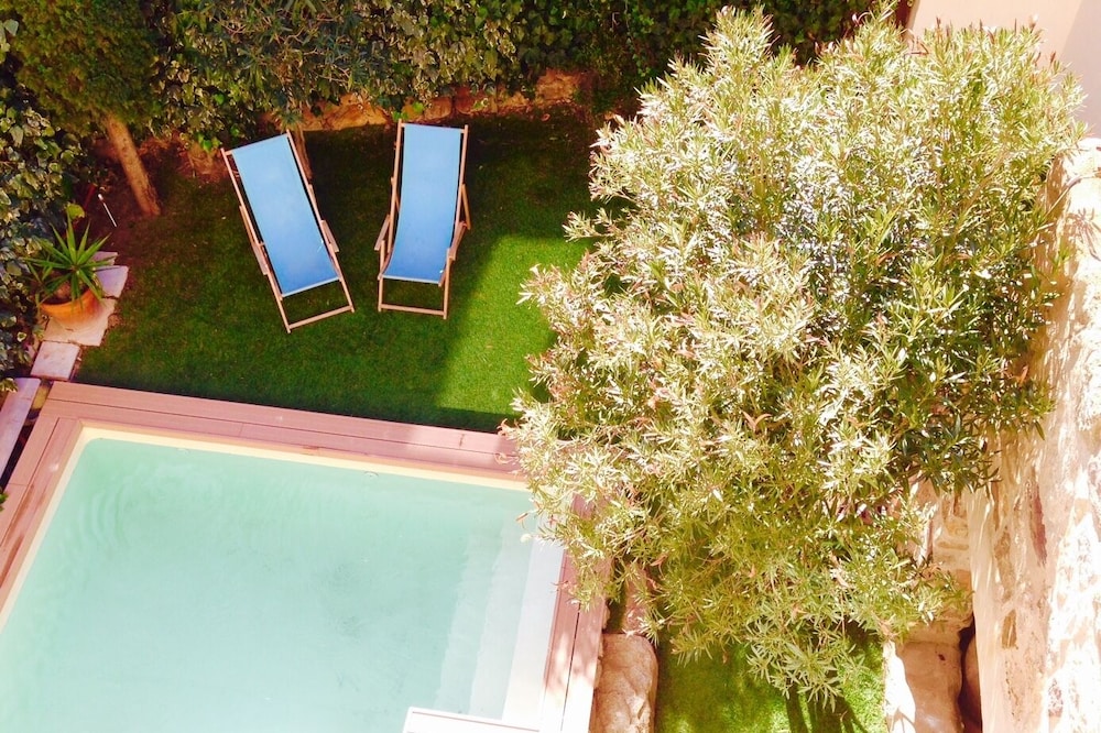 90m2 in house with private pool terrace and patio