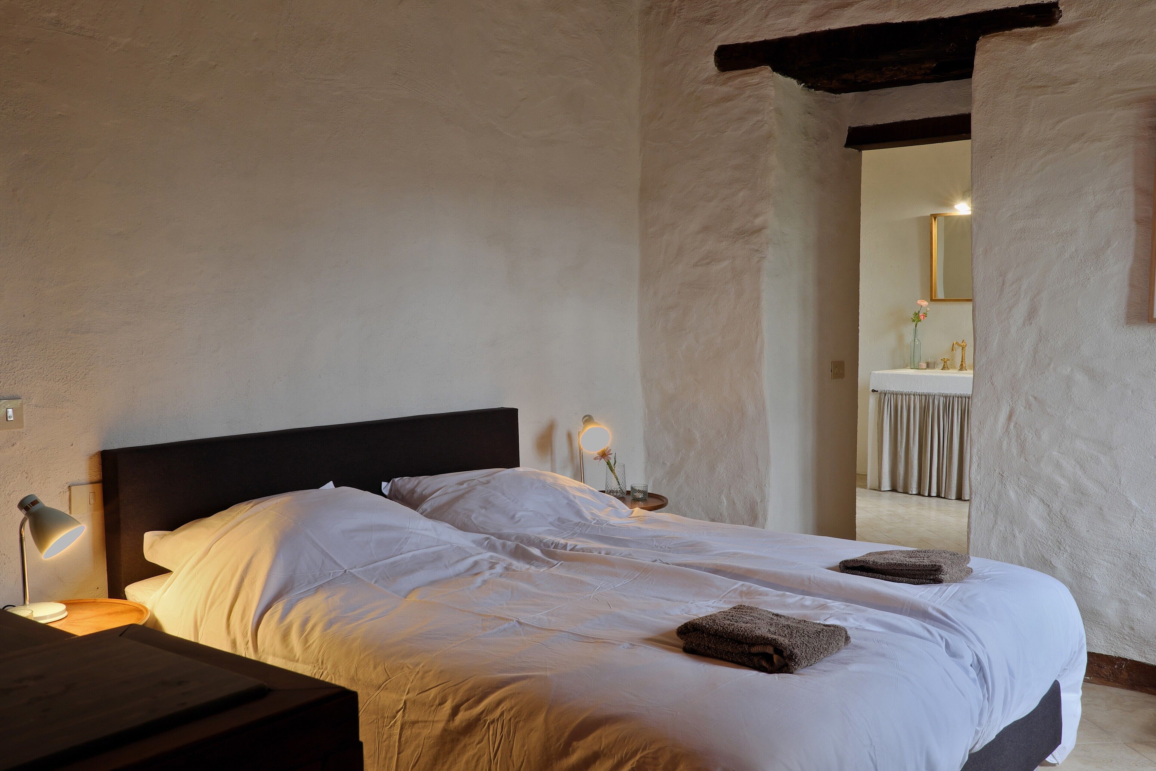 6 Schlafzimmer, Bügeleisen/Bügelbrett, WLAN, Bettwäsche