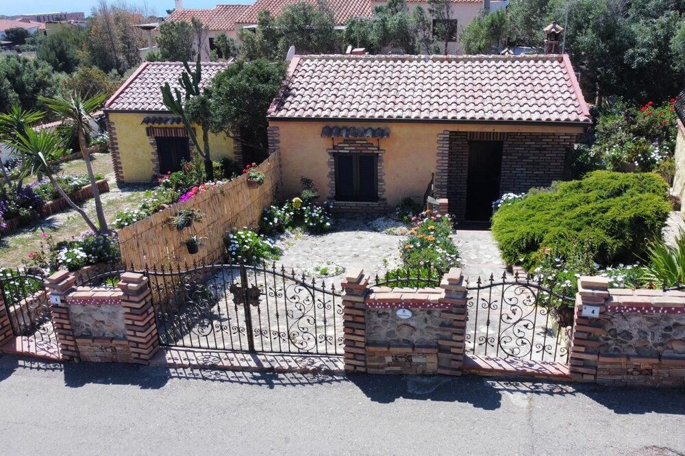 Torre Dei Corsari: House / Villa - Torre dei Corsari