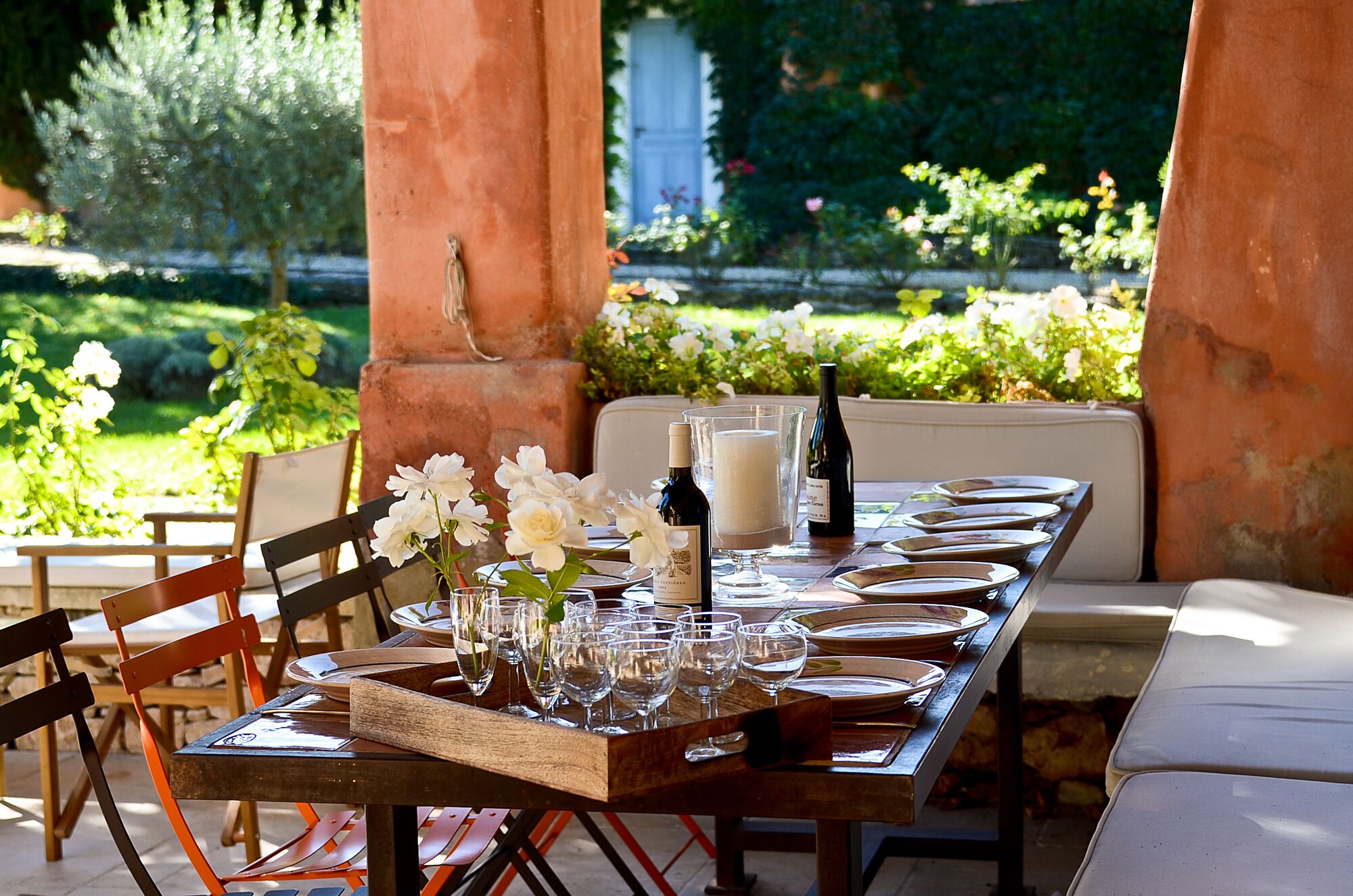 Ferme provençale rénovée, 6/8 chambres, avec piscine et sauna