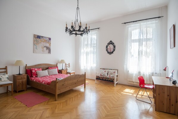 1 bedroom, iron/ironing board, WiFi