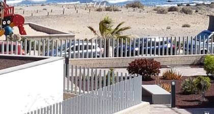 Luxury sea front appartment....with private pool and free high speed Wifi