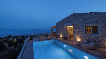 Piscina all'aperto