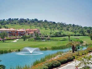 Golf - 5 Star Luxurious Villa With Panoramic Golf Views. (Lagos)