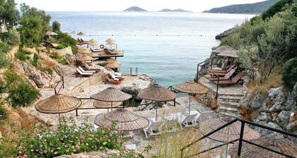 Sea-View Luxury Villa within Walking Distance to Beach in Exclusive Kalamar Bay
