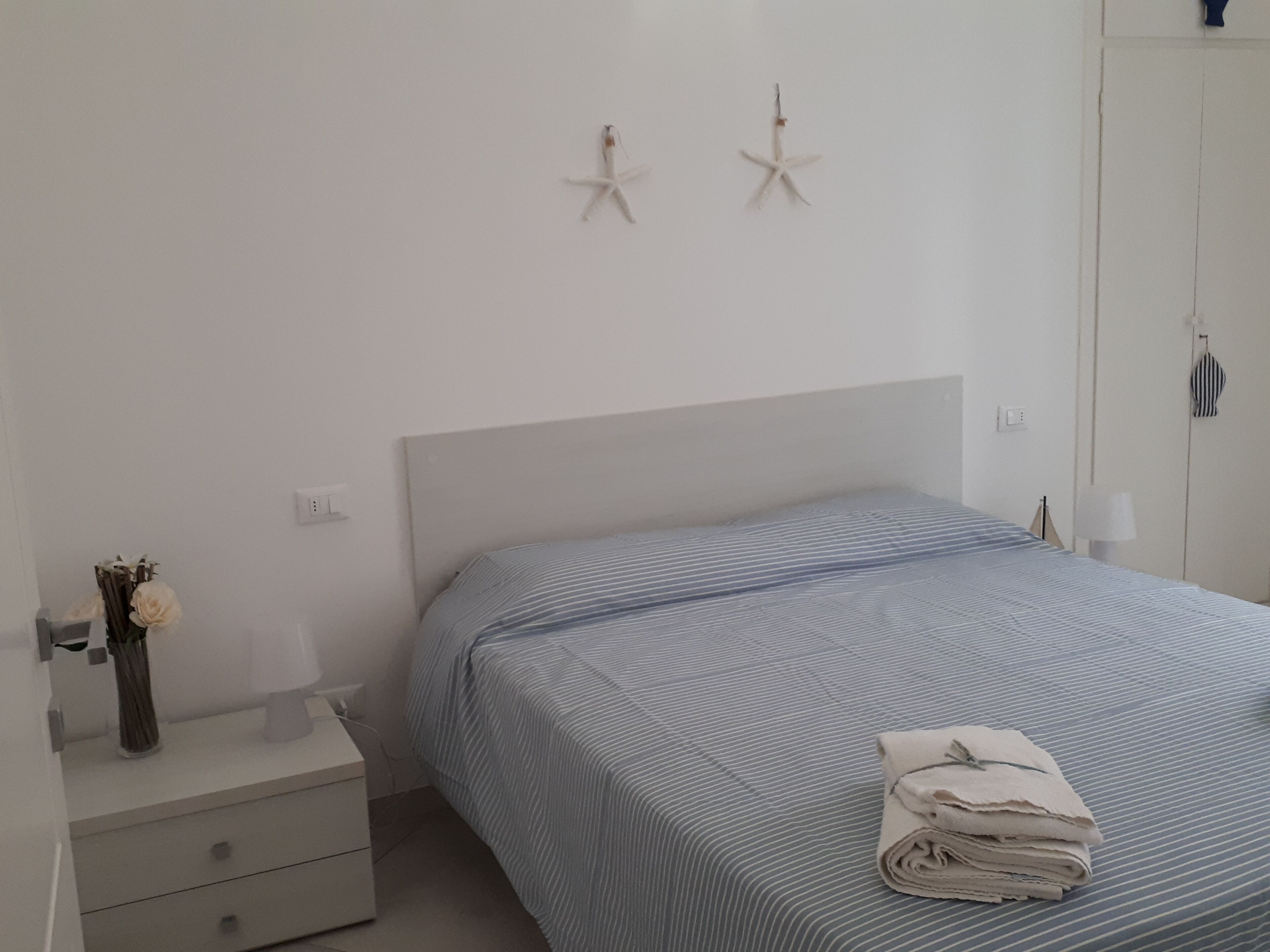 3 bedrooms, iron/ironing board, travel crib, WiFi