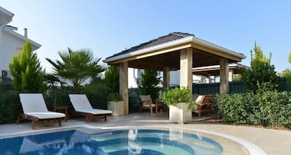 villas de luxe 3 chambres à oludeniz à louer avec piscine privée et jardin