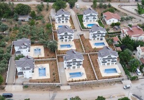 Exterior - luxury 3 bedroom city villas in oludeniz for rent with private pool and garden (fethiye)