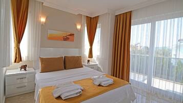 3 Schlafzimmer, Zimmersafe, Bügeleisen/Bügelbrett, WLAN