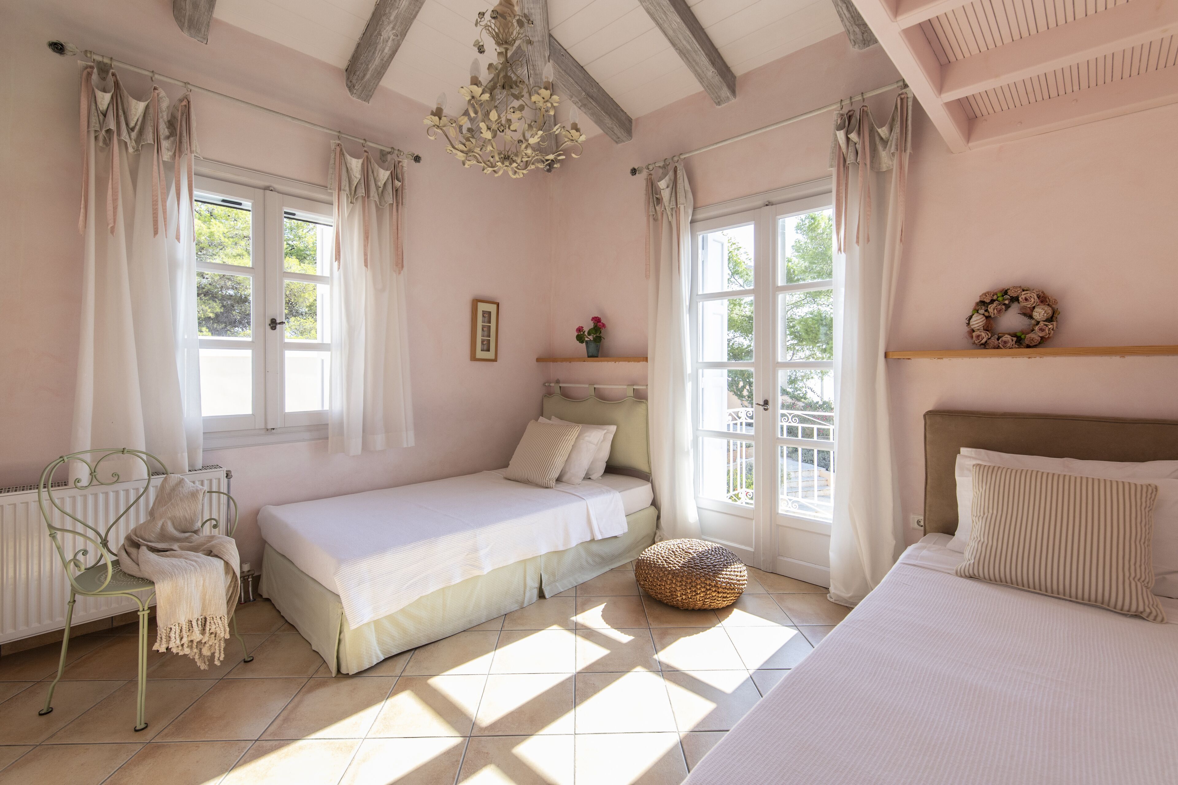 4 Schlafzimmer, Bügeleisen/Bügelbrett, WLAN, Bettwäsche