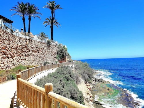 Beautiful apartment with private pool, wifi, tv, close to all amenities