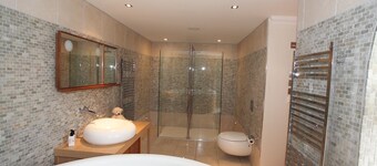 Stunning 6 bedroom 6 bathroom country home with large private indoor heated swimming pool