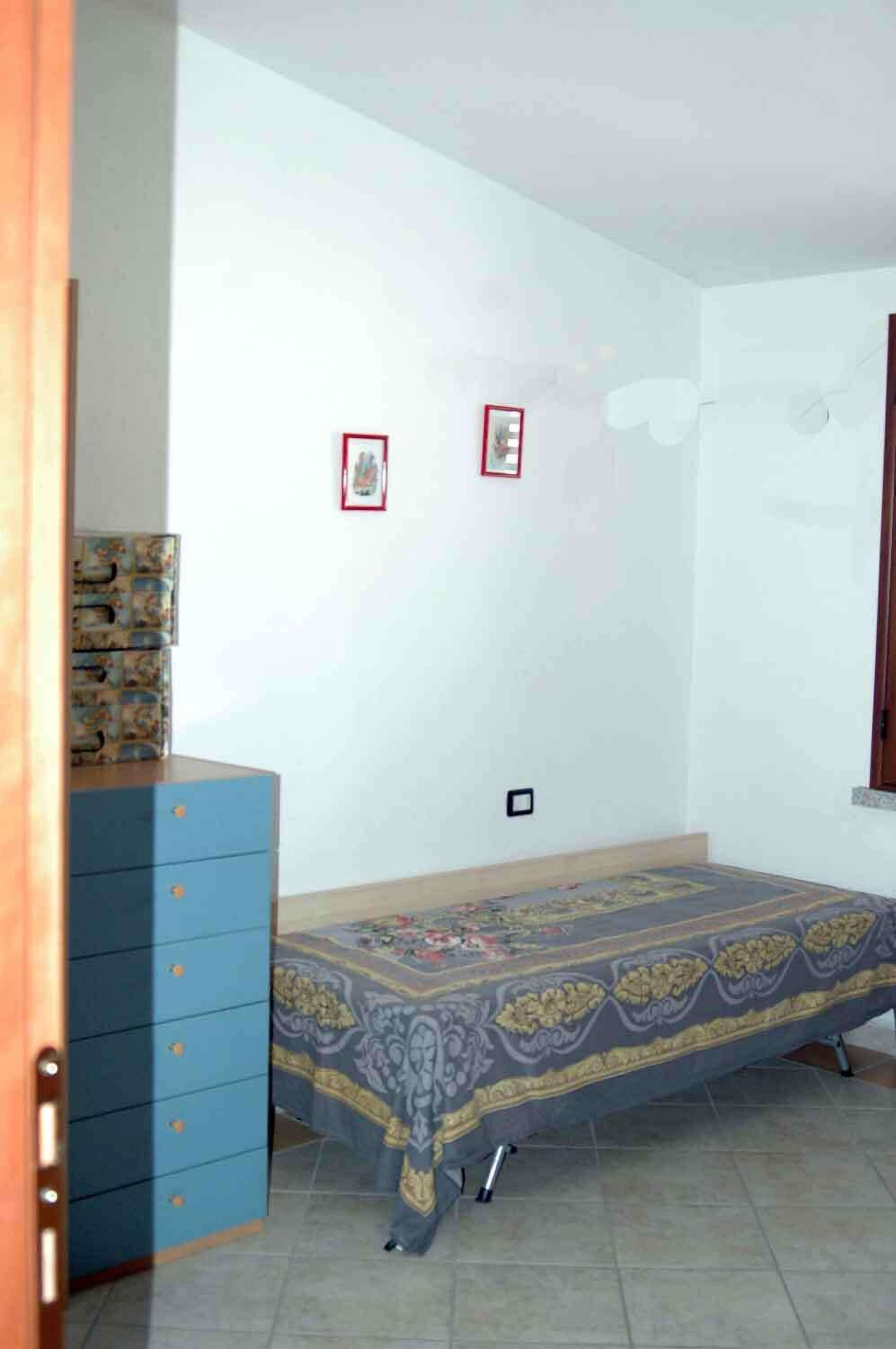 Beautiful house with entrance and large terrace, close to the Sardinian sea