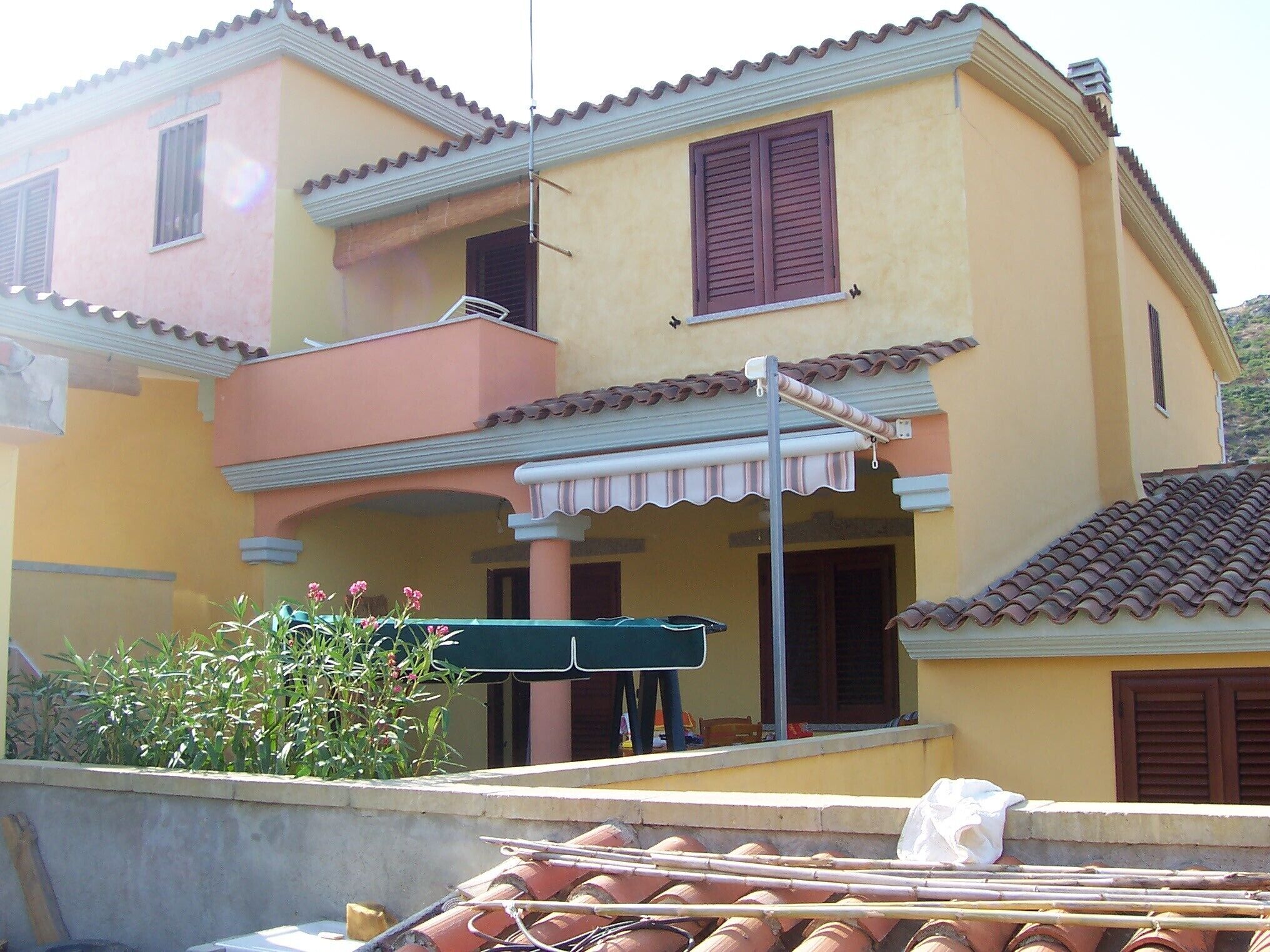 Beautiful house with entrance and large terrace, close to the Sardinian sea