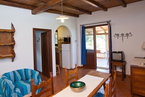 Interior - Elegant house in 19th century old farm, beautiful sea view (Alghero)