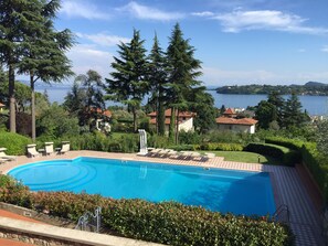 Pool - Spectacular view with pool  (Gardone Riviera)