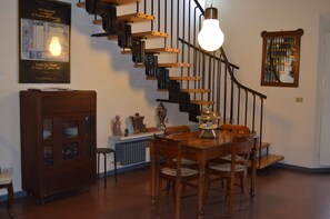 Dining - Beautiful and spacious apartment, with garage, in an ancient building in the city center.  (Ferrara)