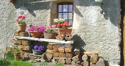 Chez Tonton - erhältlich im Juli. Rustikal von früher
