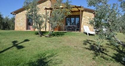 Detached house, stone, 6 pax, garden, wonderful sea view