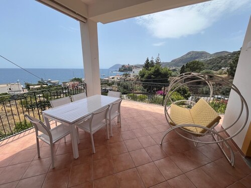 Große Villa mit Panorama-Meerblick