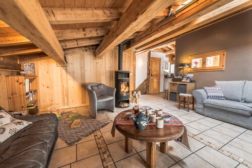 Très beau chalet proche Sainte Foy Tarentaise, Tignes. Relié à Arc 2000