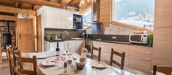 Très beau chalet  proche Sainte Foy Tarentaise, Tignes. Relié à Arc 2000